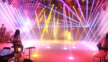 攜手新產(chǎn)品亮相2015廣州燈光展