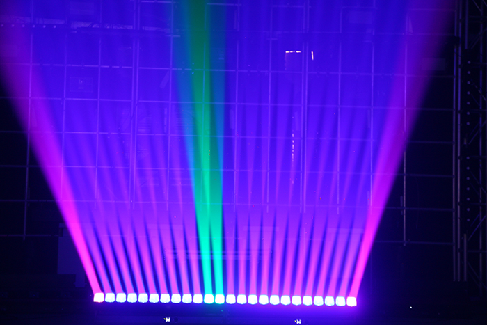12*60W LED zoom moving bar