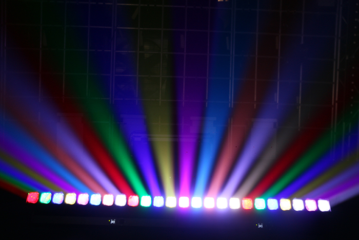 12*60W LED zoom moving bar