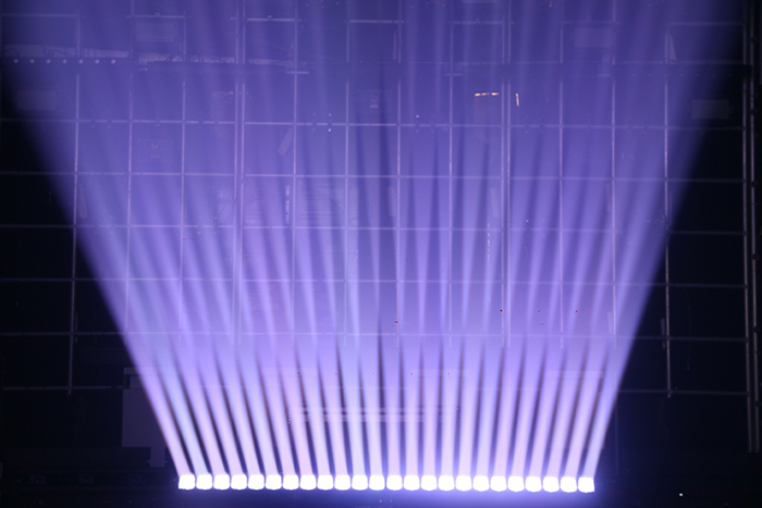 12*60W LED zoom moving bar