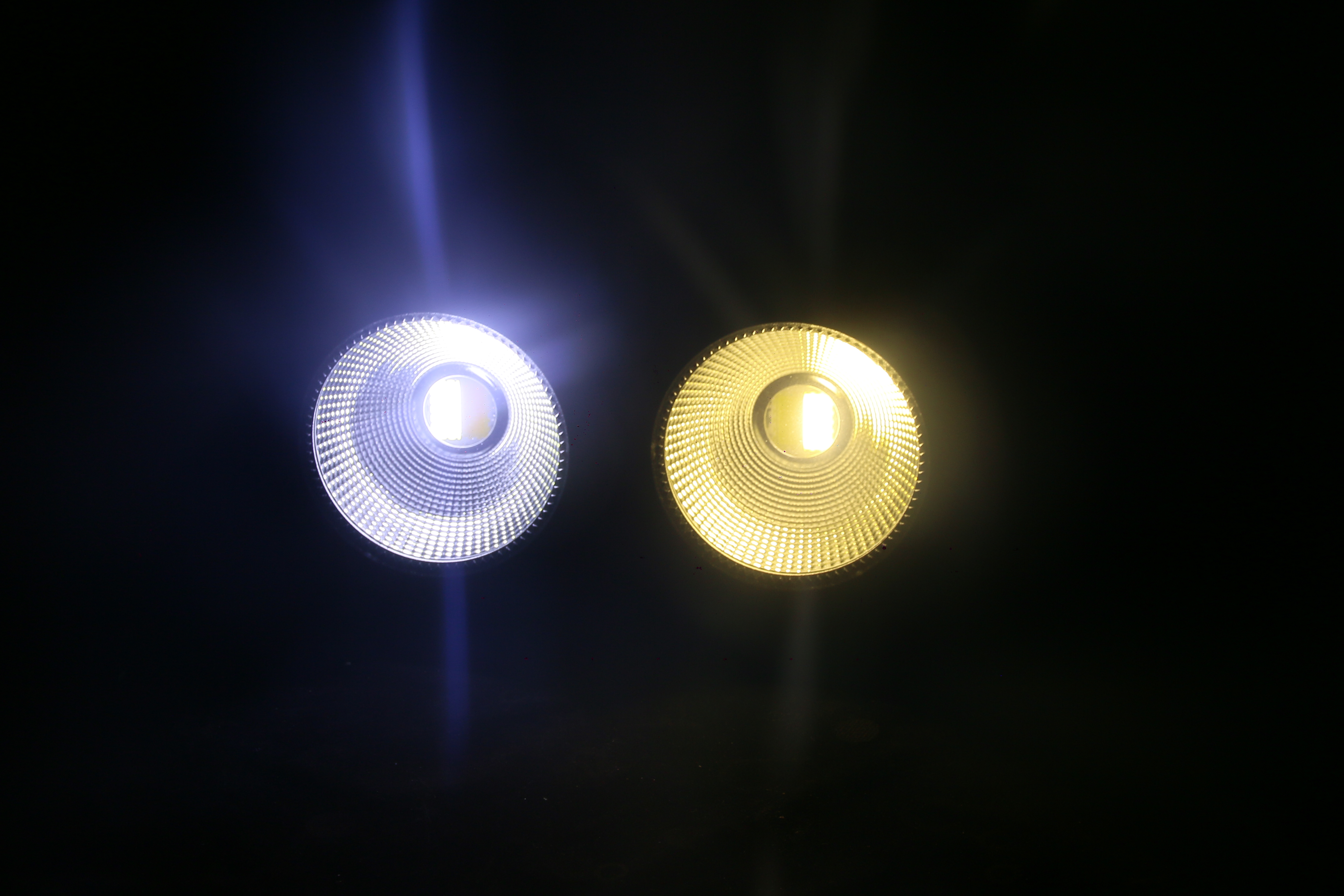 2*100W dual white LED blinde