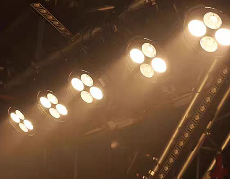 4*50W LED 防水帕燈