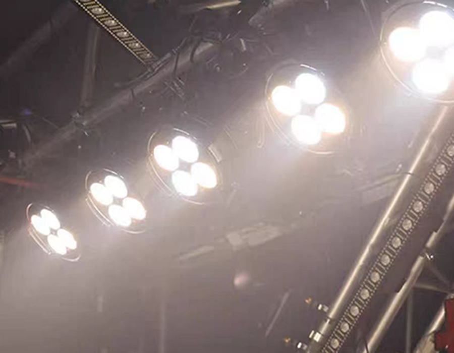 4*50W LED 防水帕燈