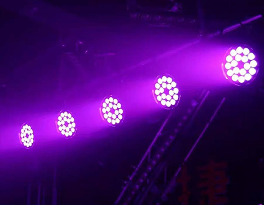 18*15W LED防水帕燈