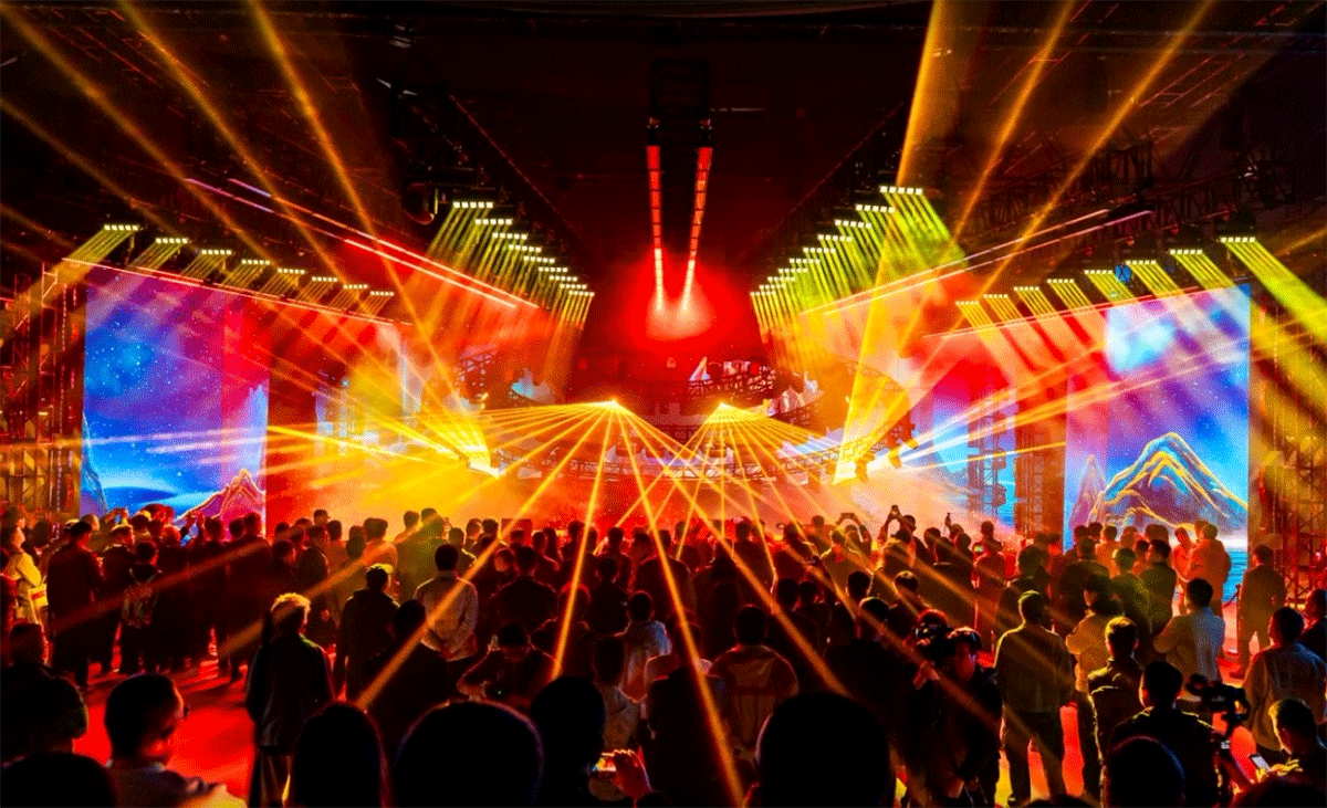 《極SHOW》｜斯芭克燈光演繹東方美學(xué)